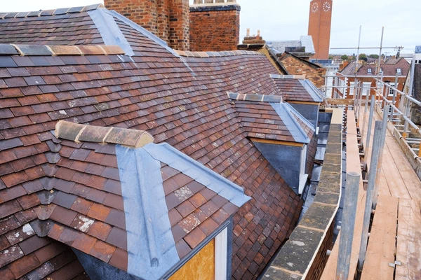 Couvreur zingueur Lanvollon - artisan toiture zinc et tuile